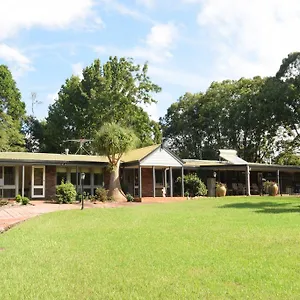 *** Guest house Mccarthy House Australia